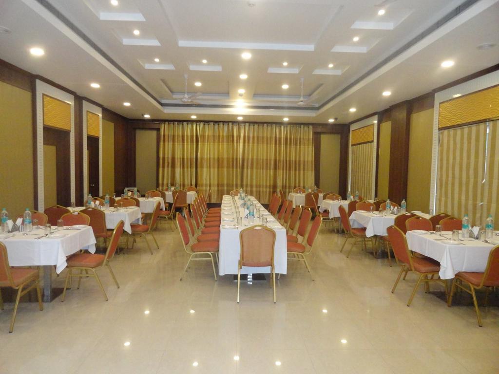 מלון Krishnagiri Alps Residency מראה חיצוני תמונה